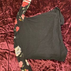 Floral print black shirt